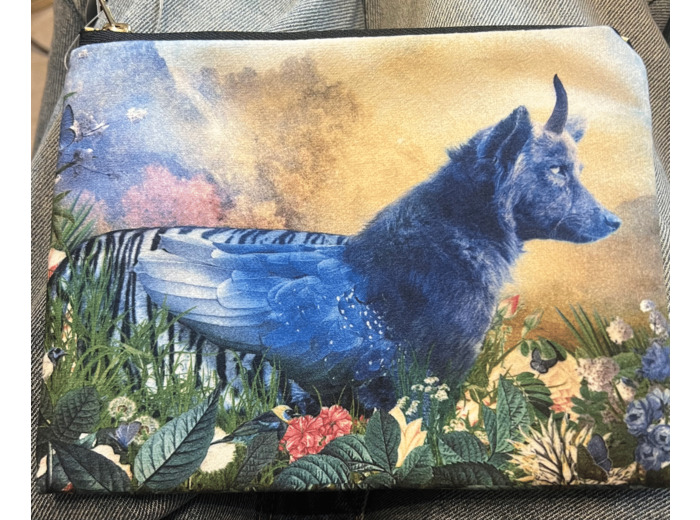 Ligne 29- Trousse en velour- Loup