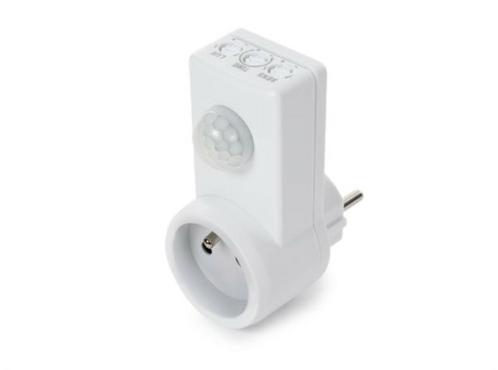 Prise intermédiaire avec interrupteur crépusculaire