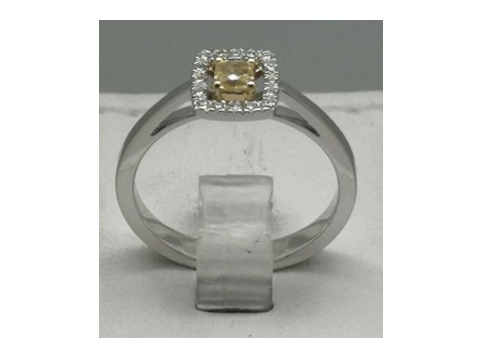 Bague or et diamants