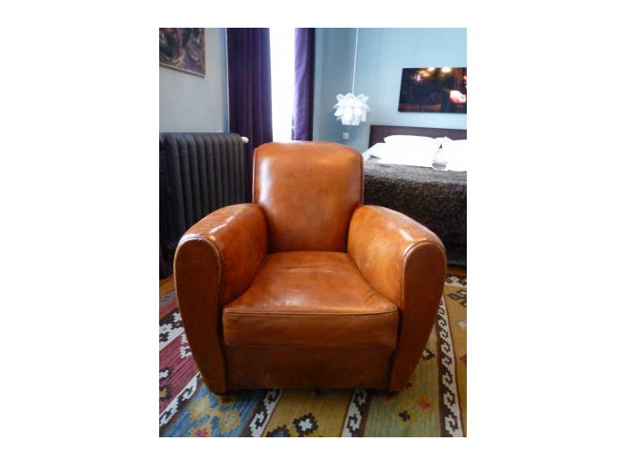 PAIRE D'AUTHETIQUES FAUTEUILS CLUB
