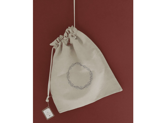 Sac brodé, deux cordons, broderie couronne de houx