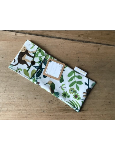 Pochette plate ,tissu feuillage enduit