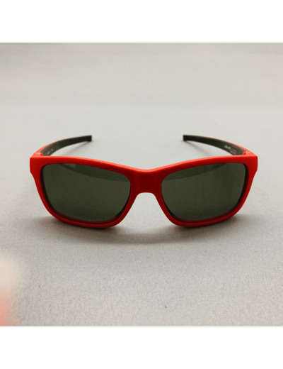 Lunettes de Soleil Enfants Line De la Marque JULBO Coloris Rouge / Noir