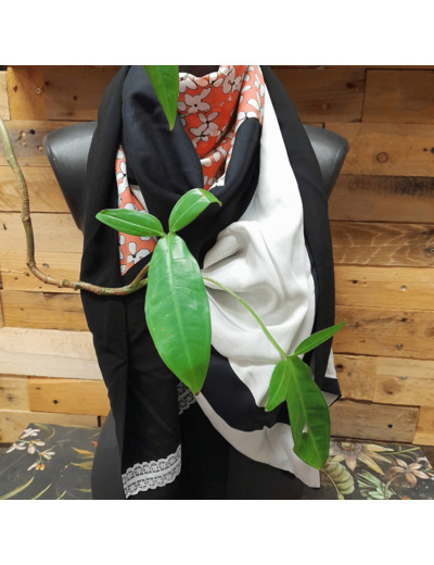 Foulard XL - PAEA N°100- Viscose/Coton - MARIE-LOUISE CREATIONS - Sur le trottoir d'en face