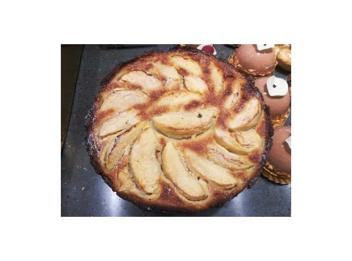 Tarte Pommes Normande 4-6-8 personnes - Boulangerie Patisserie La Craquan'Tine à Marly