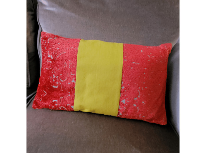 « Le Coussin » by Le Grand Duc - Ref 241015