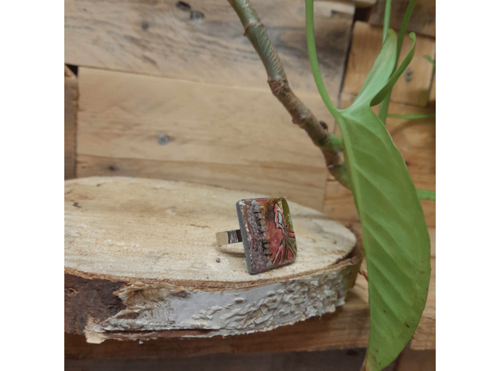 Bague en bois - ROSE ET VIOLET - ABO04 - C'EST DANS L'AME - Sur le trottoir d'en face