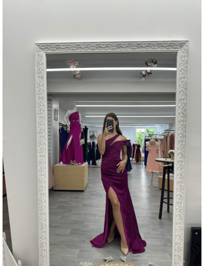 Robe à paillettes violette