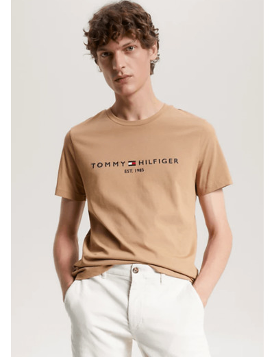 T-Shirt Tommy Hilfiger ajusté marron en coton bio