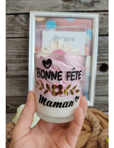 Bougie gourmande parfumée spéciale fête des mères