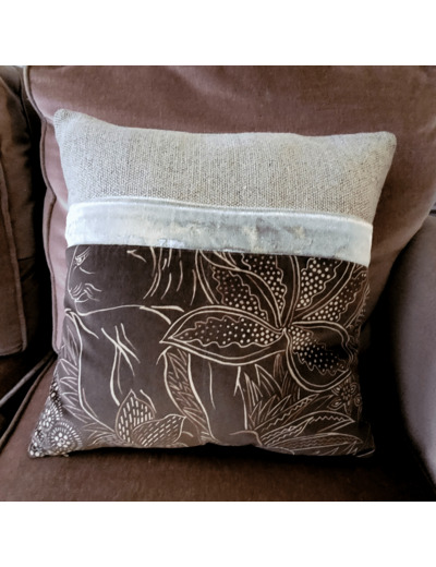 « Le Coussin » by Le Grand Duc - Ref 241006