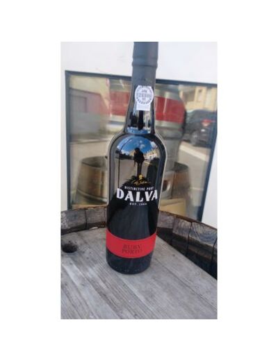 Vin de porto Dalva Ruby - caviste drink market saint-quentin