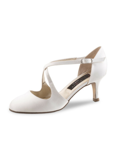 India LS - Chaussures de mariage fermées en satin blanc et semelle cuir lisse - Nueva Epoca