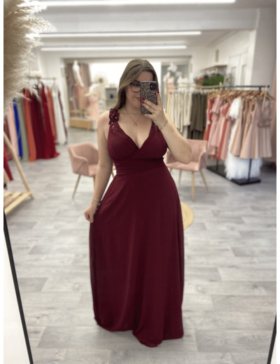 Robe de cérémonie rouge bordeaux avec fleurs