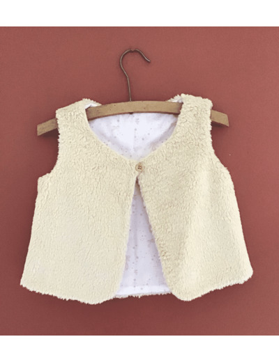 Gilet berger réversible en fausse fourrure beige et en tissu coton rose avec ballerines de danse