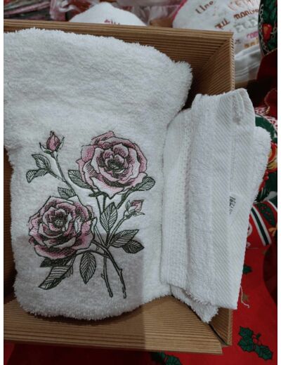 Coffret serviette aux roses