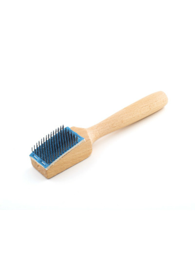 Brosse métallique pour l'entretien des semelles - Werner Kern